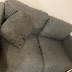 ニトリ　2人掛けソファ
の画像