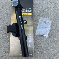 LANDCAST　仏式・米式 携帯ポンプ　ゲージ付きの画像