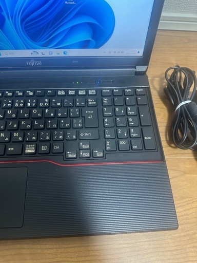 15.6型 富士通 A574/HX i3 メモリ8GB SSD128GB WIN11