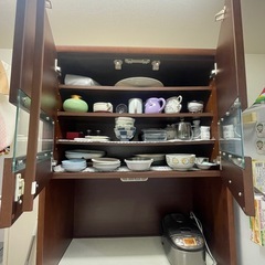 食器棚の画像