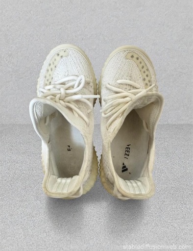 【adidas】Yeezy Boost 350 V2 Bone 27cm