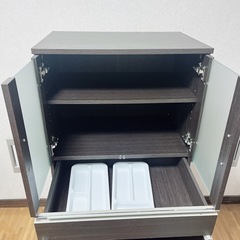 ニトリ 食器棚 ダークブラウンの画像