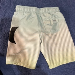 Hurley サーフパンツ　子供の画像