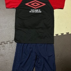 新品タグ付✨キッズ160㎝✨アンブロ✨男児✨プラクティスウェア✨子供服の画像