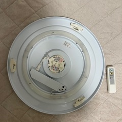 【取引やり取り中】ニトリ　LEDシーリングライト　6畳の画像