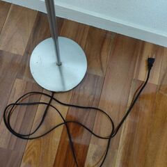 間接照明(フロアスタンド)の画像