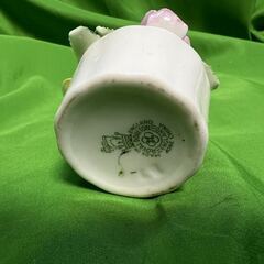 ロイヤルドルトン 置物 陶花 陶器 ROYAL DOULTONの画像