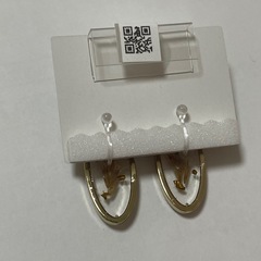 イヤリング  ホワイトの画像