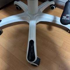 激安　ニトリ　ワークチェア　ポンセ　オフィスチェア　デスクチェア　椅子の画像