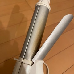 12/24まで　ドライヤー　ヘアアイロン　コテ　2点セットの画像