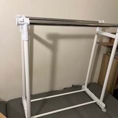 ハンガーラック の画像
