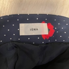 INEA 花柄ボタンスカートの画像