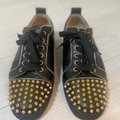 Christian Louboutin クリスチャンルブタンの画像