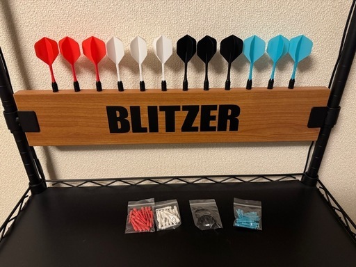 【美品・フルセット】DARTSLIVE Home + BLITZERスタンド（ライト・ダーツ一式付）