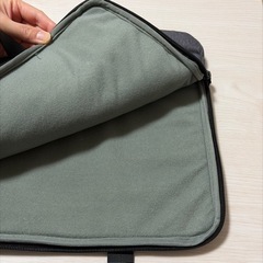 ELECOMノートPCケース グレー　13.3インチの画像