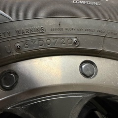 ホイール付きTOYO冬タイヤ285/60R18の画像