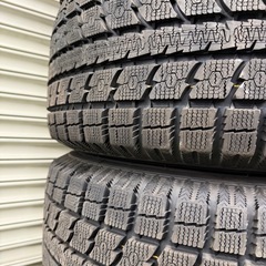 ホイール付きTOYO冬タイヤ285/60R18の画像