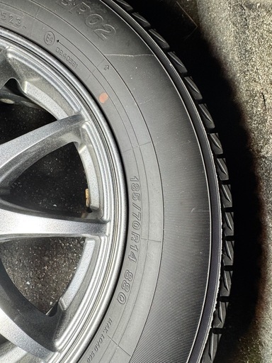 スタッドレス 185/70R14 4本 アルミホイール付き 2023年製