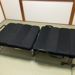 12/11まで　折り畳み式ベッド　の画像