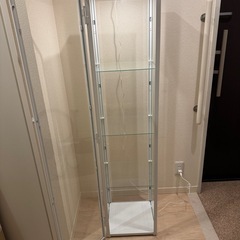 【美品】IKEA BLÅLIDEN（ブロリーデン）ガラス扉キャビネットの画像