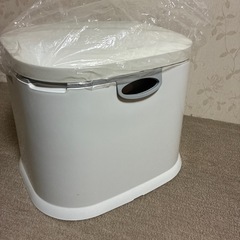 ポータブルトイレの画像