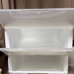 収納ボックスの画像
