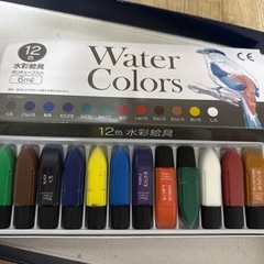 【ほぼ使ってません】粘土と絵の具セットの画像