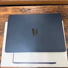 MacBook Air M2 13.6㌅ 16GB 256GB 箱、付属品付きの画像