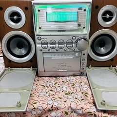 CD.MD.カセット、ラジオ付きコンボの画像