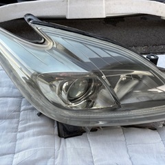 30プリウス 後期の画像