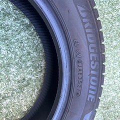 BRIDGESTONE BLIZZAK VRX3 スタッドレスタイヤ 155/65R14の画像