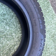 BRIDGESTONE BLIZZAK VRX3 スタッドレスタイヤ 155/65R14の画像