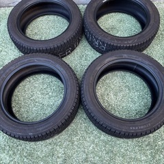 スタッドレスタイヤ 145/80R12 80/78N LT 4本セットバリ山の画像