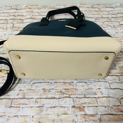 【新品・ケイトスペード/正規品】ハンドバッグ　ネイビー/ベージュ（牛革）の画像