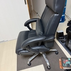 回転椅子の画像