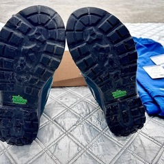 ⭐️美品⭐️montbell 防水 リールアジャスト 登山靴 kids用23cmの画像