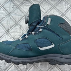 ⭐️美品⭐️montbell 防水 リールアジャスト 登山靴 kids用23cmの画像