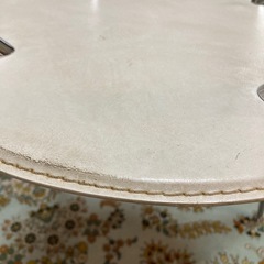 ガラステーブルの画像