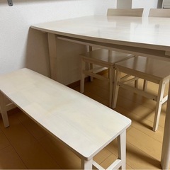 ニトリ　ダイニングテーブルセット
の画像