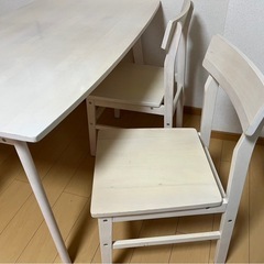 ニトリ　ダイニングテーブルセット
の画像