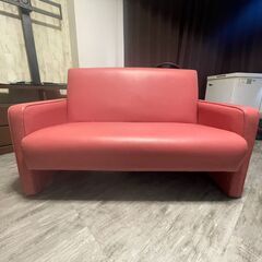 ◆◆ピンクが光るコンパクトソファー◆◆　一人暮らしにお薦めの画像