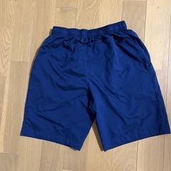 アシックスメンズ短パンの画像