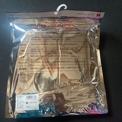 未開封　ユニクロ　エクストラウォームタイツMの画像