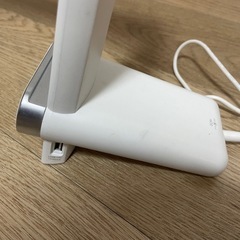 デスクライトの画像