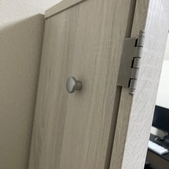 姿見つき本棚の画像