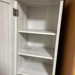 姿見つき本棚の画像