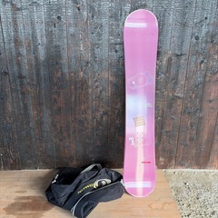 スノーボード板とカバーの画像