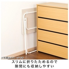 ニトリ折りたたみデスクの画像