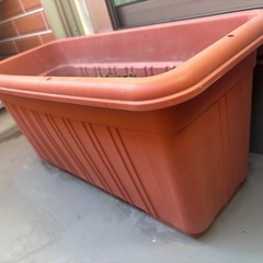 プランター大サイズ　植木鉢　ガーデニングの画像