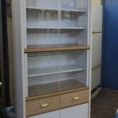 値下げしました！ほとんど使用感のない食器戸棚　59cm幅の画像